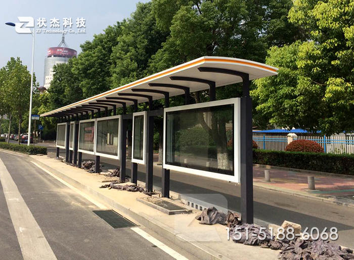 云南曲靖加長款大型城市候車亭案例圖片一